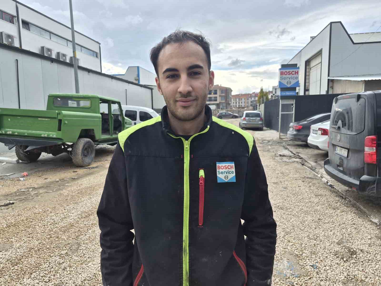 izahi olmayan seyin mizahi oldu surekli gole donen sokakta balik tutmaya basladilar 12
