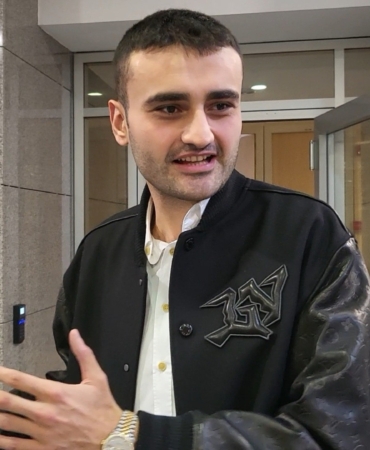 izinsiz-insaat-yaptirdigi-iddiasiyla-5-yila-kadar-hapsi-talep-edilen-czn-buraka-beraat-IkaK4ute.jpg