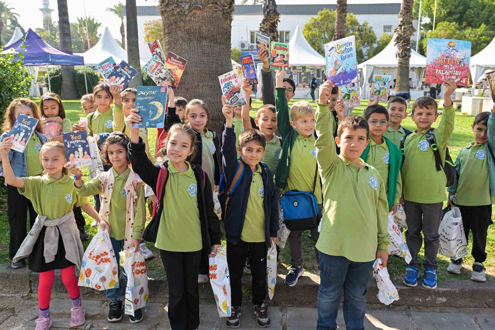 izkitap 7 izmir kitap fuari 17 26 nisanda kulturparkta 3 TQQGh1Ez