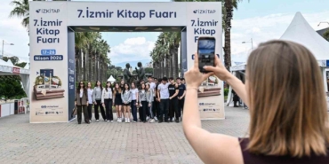 izkitapta-bilim-ve-edebiyat-bulusuyor-DpGTI1rH.jpg