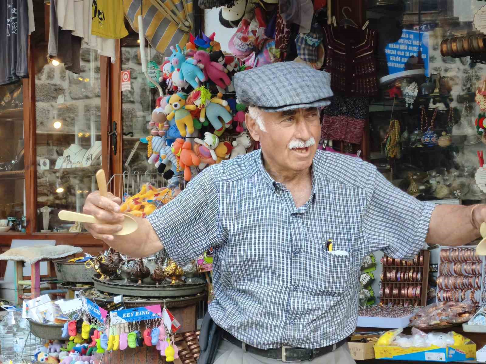 izlanda basbakani frostadottire kasik havali karsilama sosyal medyada gundem oldu 2 TQzQu6D7