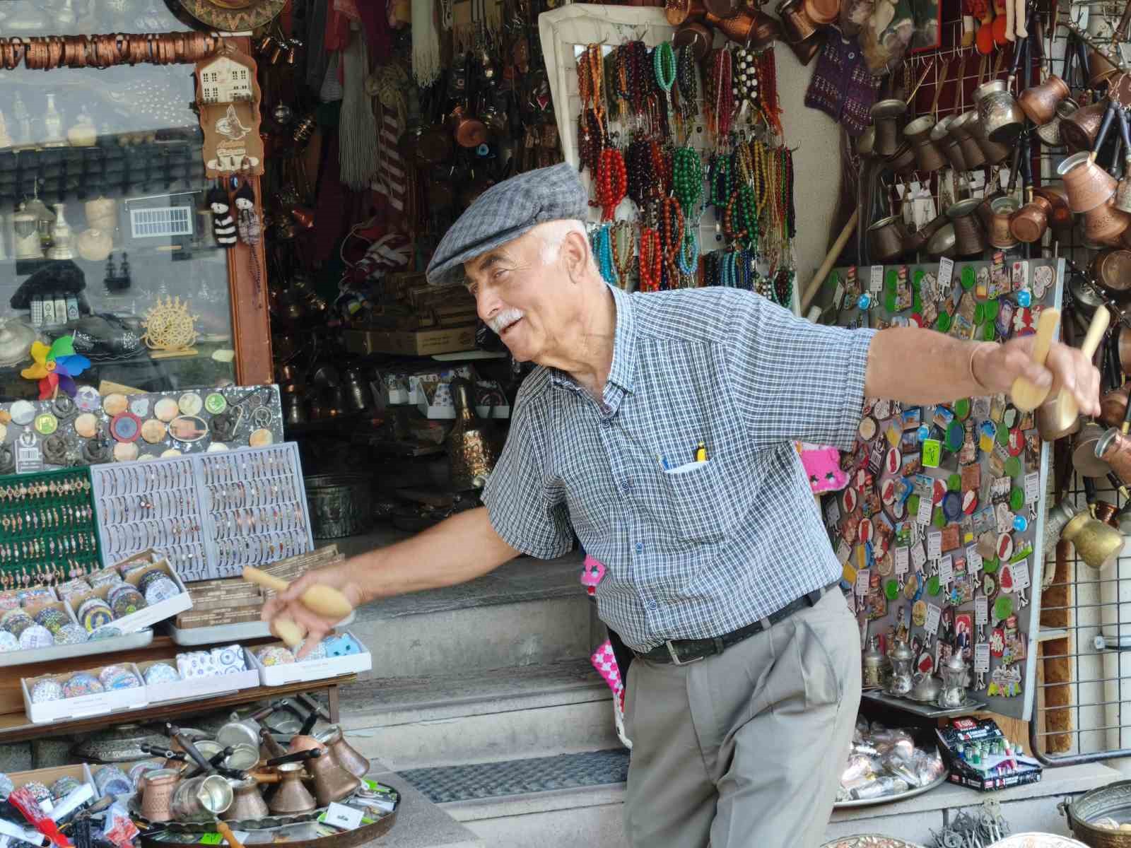 izlanda basbakani frostadottire kasik havali karsilama sosyal medyada gundem oldu 3 zQF1yMVc