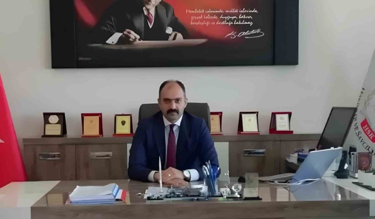 izmir-bassavci-vekili-necati-kayakozu-mugla-cumhuriyet-bassavciligina-atandi-Hhvi21EC.jpg