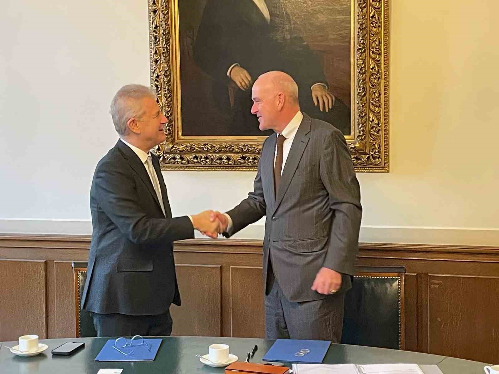 izmir bremen hattinda yogun is trafigi 1 kk1fU2VU