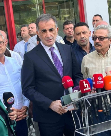 izmir-buyuksehir-belediye-baskani-tugay-chp-meclis-grubuyla-olaganustu-toplandi-9UTzW6zn.jpg