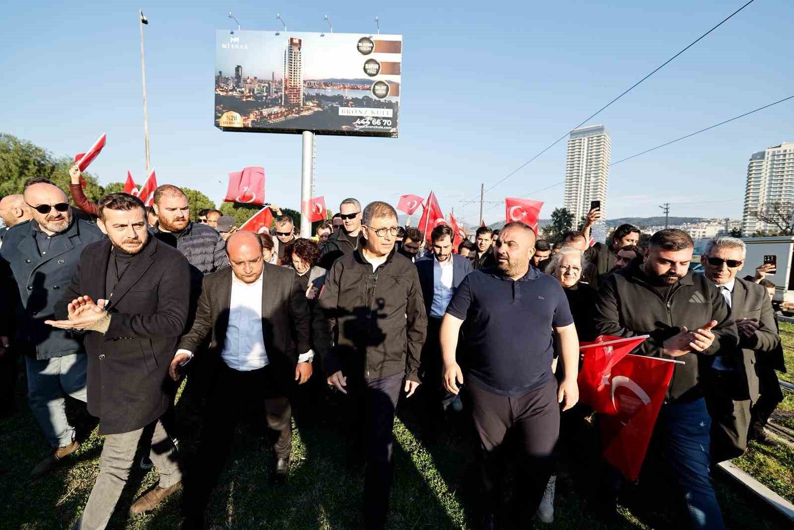 izmir buyuksehir belediye baskani tugay meslek fabrikasi binasinin tahliyesine tepki gosterdi 0 TiZ38DdA