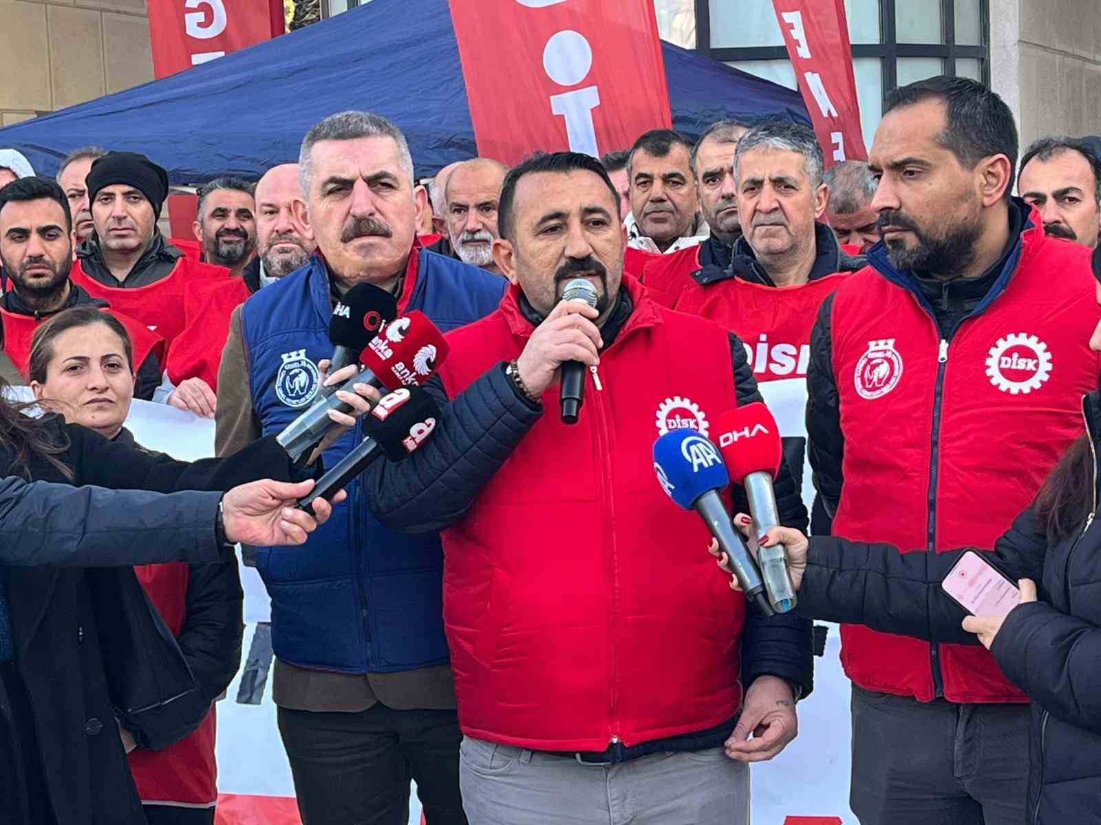 izmir buyuksehir iscileri arkadaslarimiz ise donunceye dek mucadele surecek 1