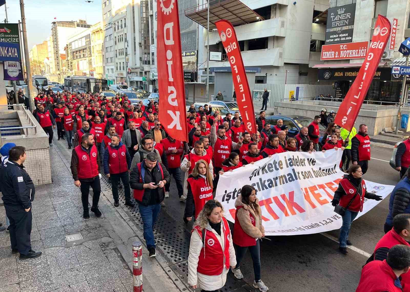 izmir buyuksehir iscileri masa kurulmazsa mucadele buyuyecek 1 pv1nRb6K