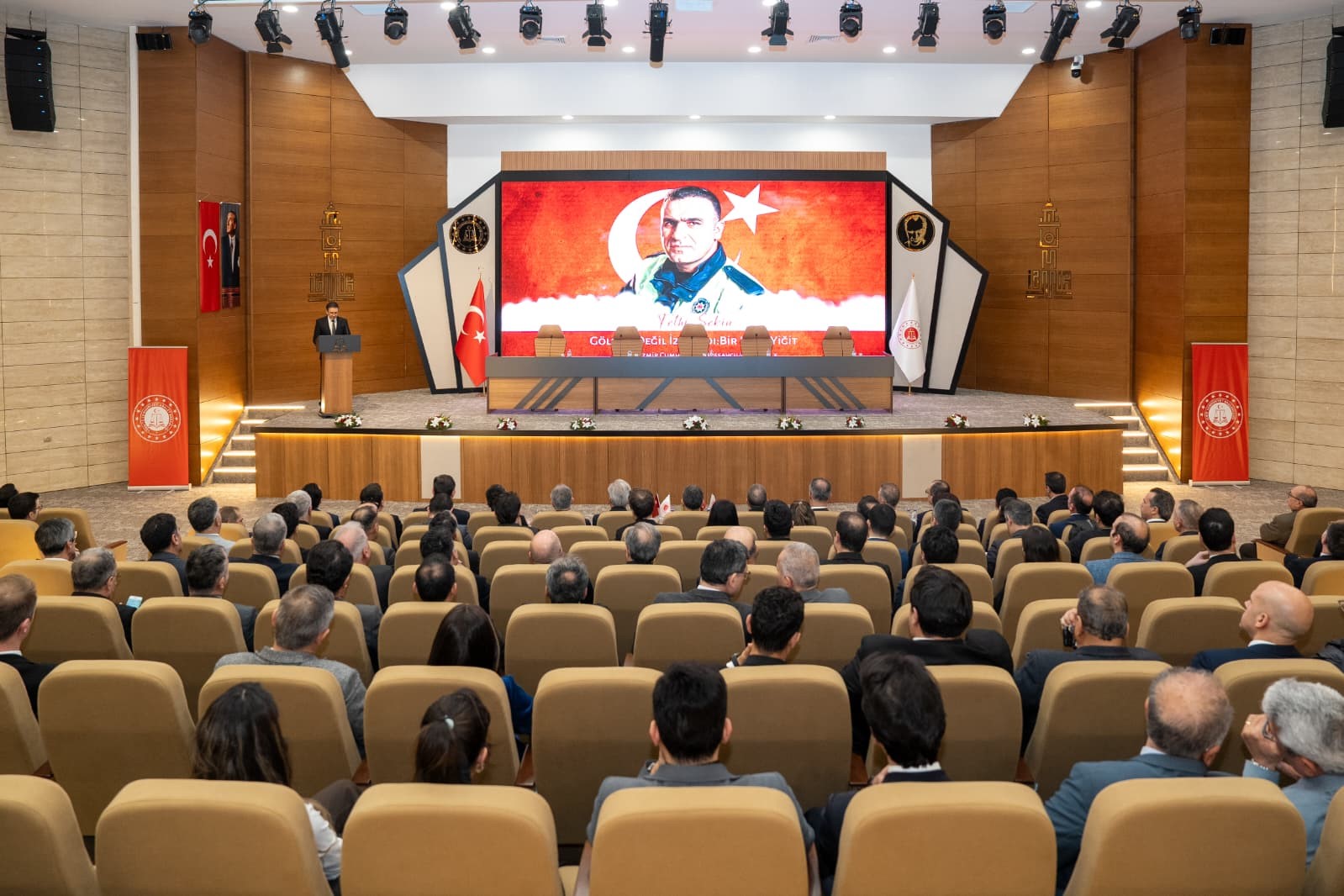 izmir cumhuriyet bassavciligi 2025 yili calismalarini degerlendirdi 1 qCuYgf7Q