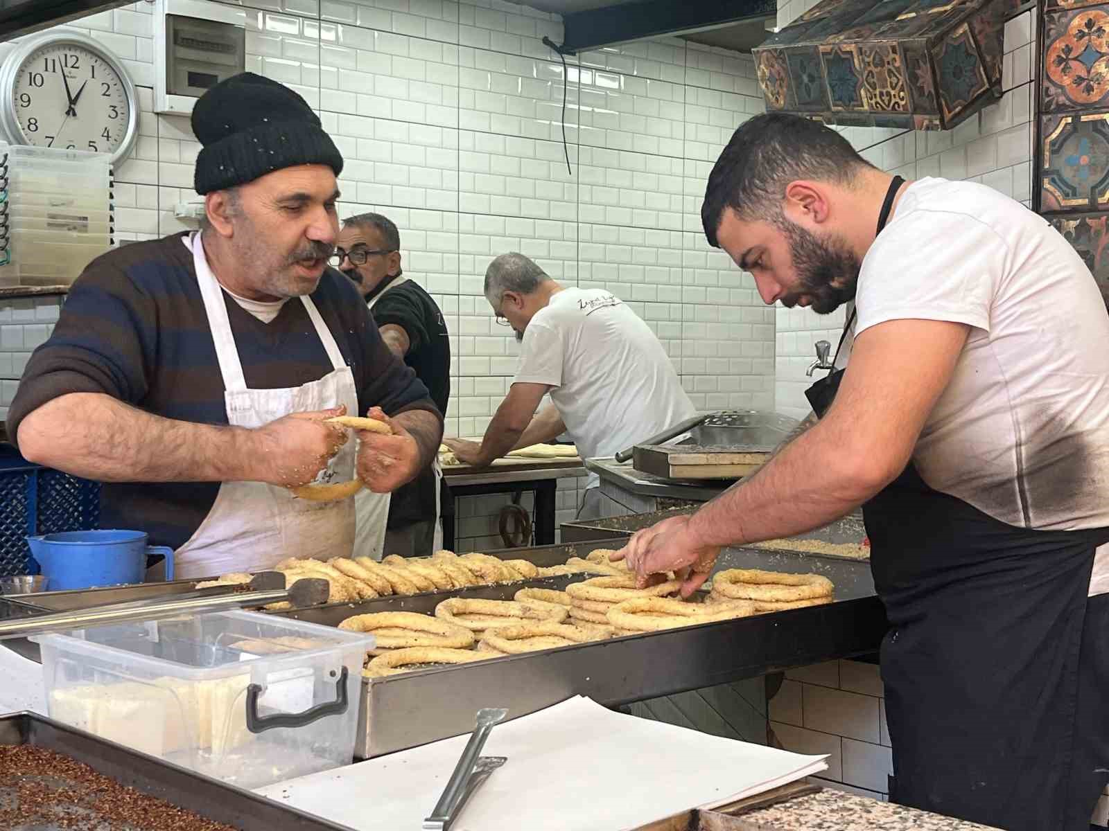 izmir gevregi yeni fiyatiyla tezgahta 4 sQUjBe6O