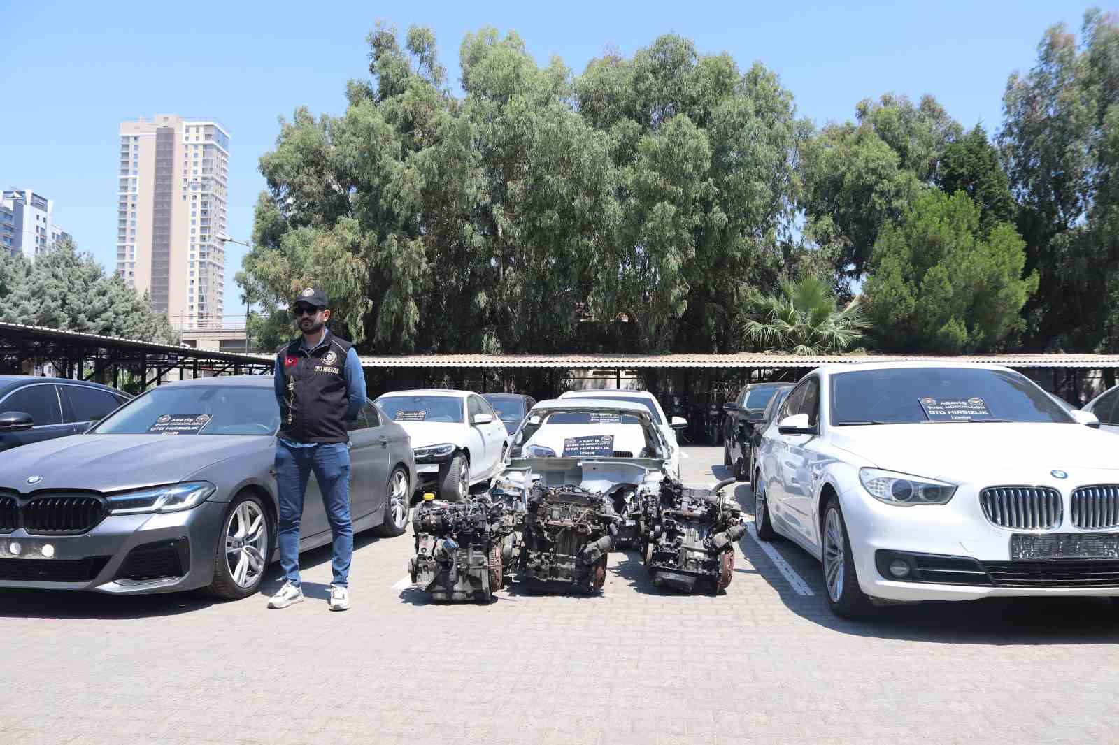 izmir merkezli 6 ilde luks arac operasyonu 30 milyon liralik vurgun 2 iHwe2lVN