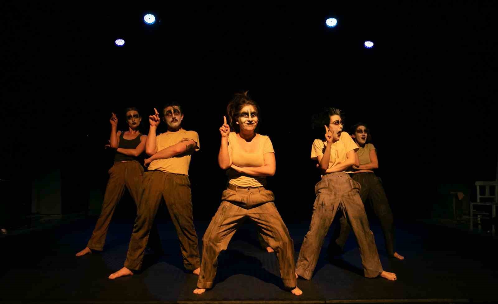 izmir sehir tiyatrolari somestir festivali basliyor 0 ynZzi8GN