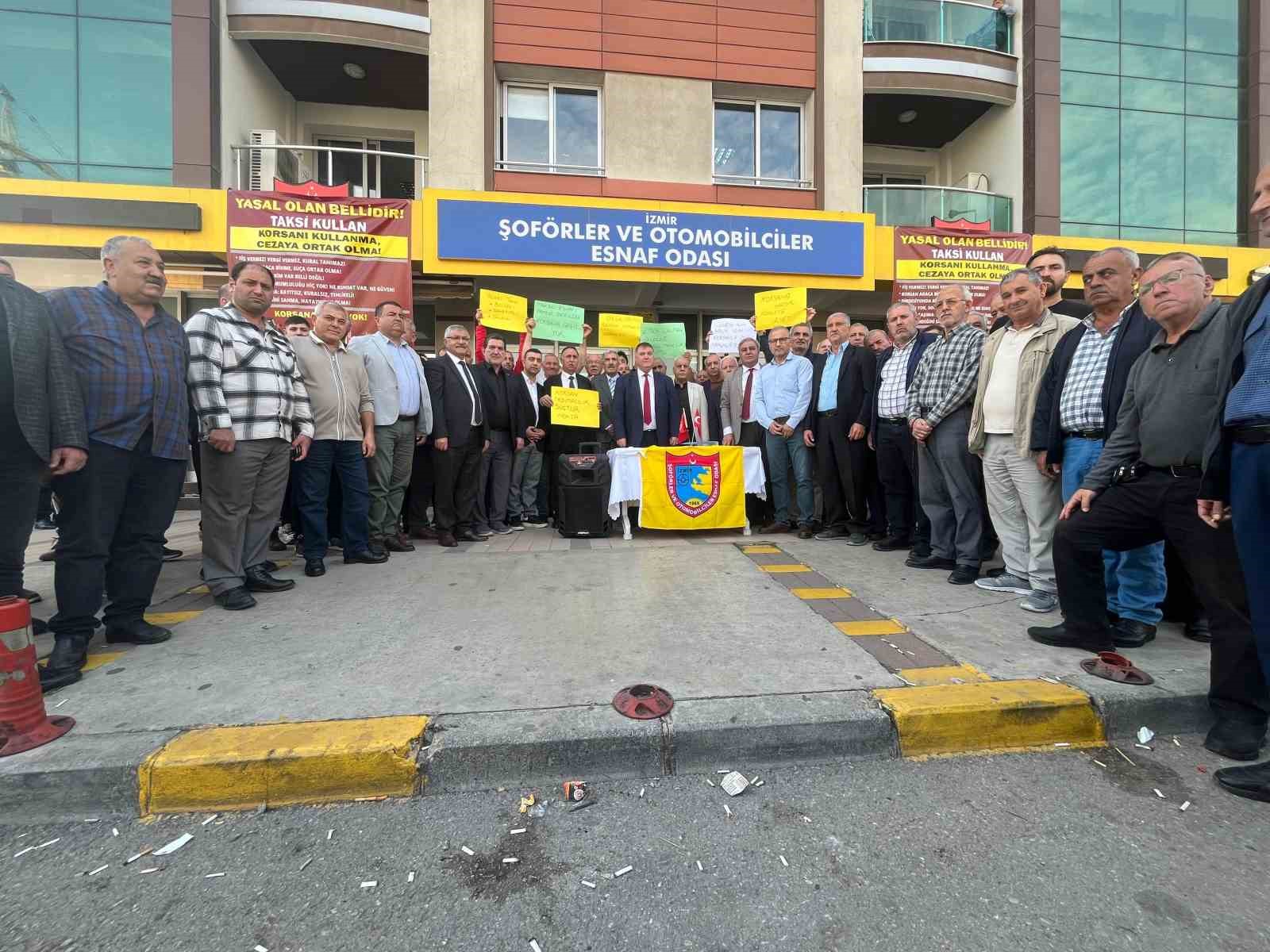 İzmir Şoförler ve Otomobilciler Esnaf Odası, korsan taşımacılığa karşı ses yükseltti 6 izmir soforler ve otomobilciler esnaf odasi korsan tasimaciliga karsi ses yukseltti 2