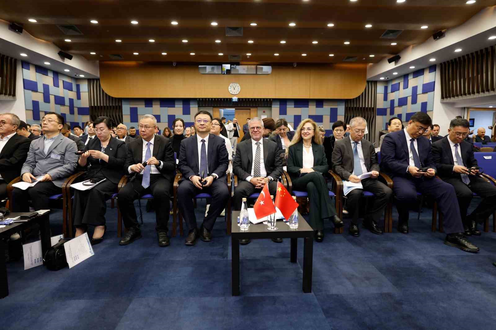 izmir ticaret odasindan cin acilimi 0 3P9ryeIA