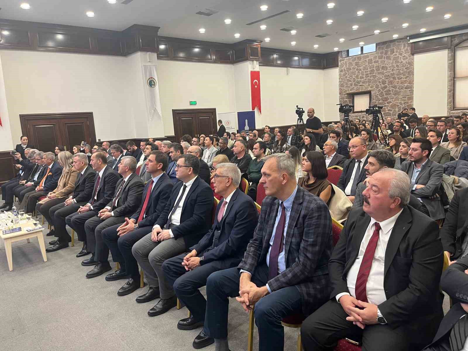 İzmir Valisi Elban: "Kurulan İzmir Kaynak Verimliliği Merkezi, Türkiye’de ilk ve tek kurum" 6 izmir valisi elban kurulan izmir kaynak verimliligi merkezi turkiyede ilk ve tek kurum 2