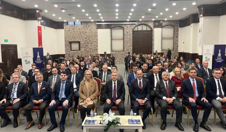 izmir-valisi-elban-kurulan-izmir-kaynak-verimliligi-merkezi-turkiyede-ilk-ve-tek-kurum-iDAeeMTG.jpg