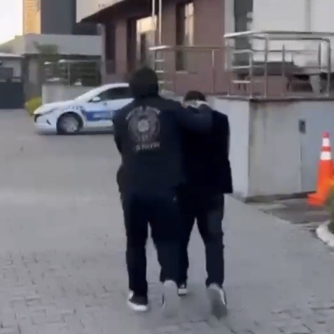 izmirde 131 aranan supheli yakalandi 2 1sEiEyYd