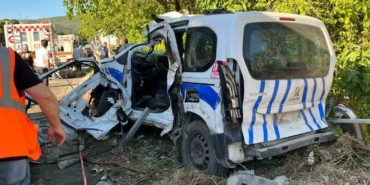 izmirde-1i-polis-3-kisinin-hayatini-kaybettigi-kazada-lojistik-firmasinin-sahibi-gozaltina-alindi-LSZAlQK3.jpg