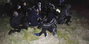 izmirde-3u-cocuk-29-duzensiz-gocmen-yakalandi-H8pqjqOf.jpg