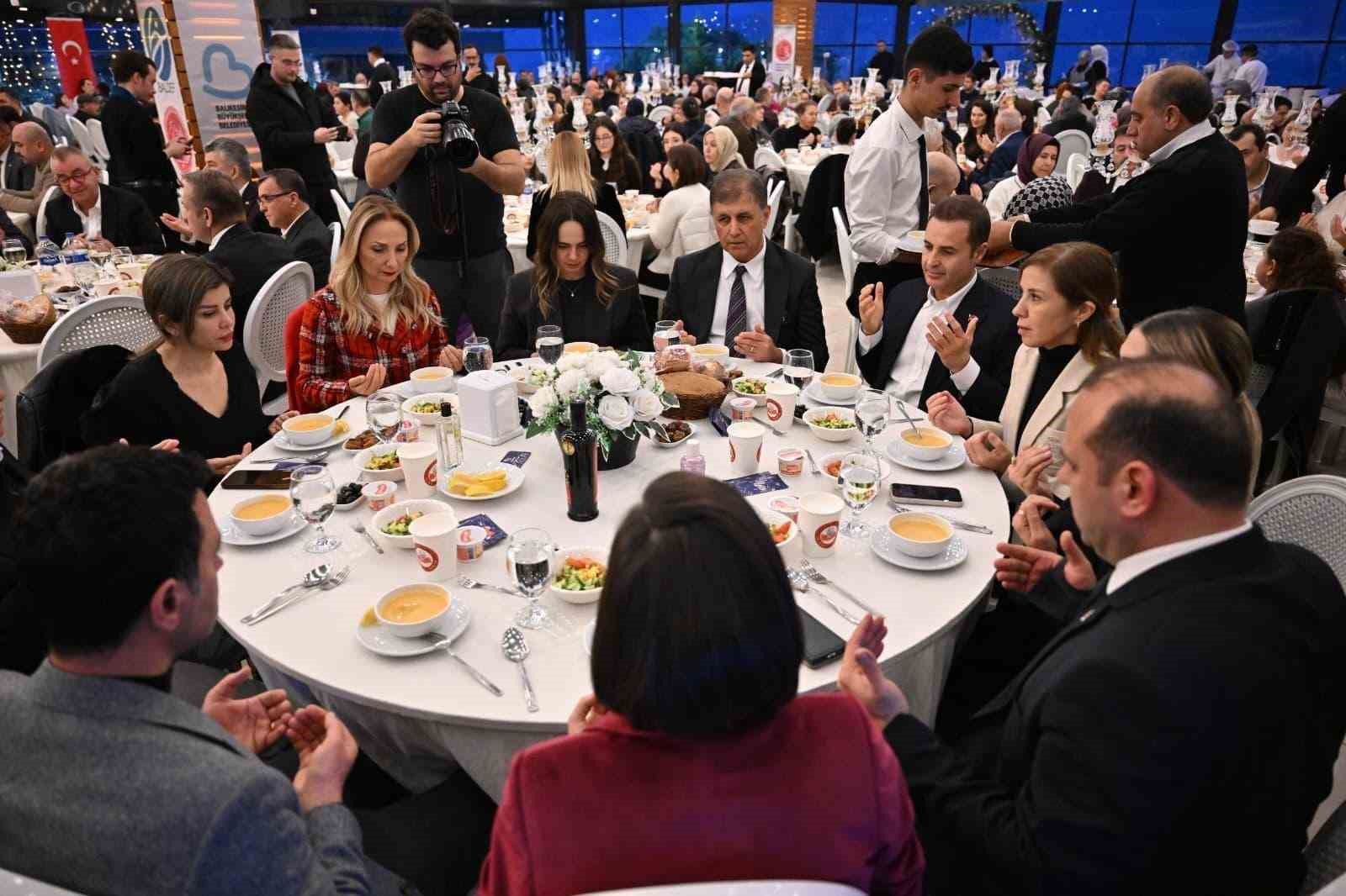 izmirde balikesir ruzgari 3 vTRUrkNZ