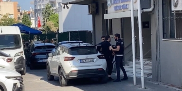 izmirde-belediyelere-operasyonunun-altindan-yine-veli-agbaba-cikti-rCgn2MK5.jpg