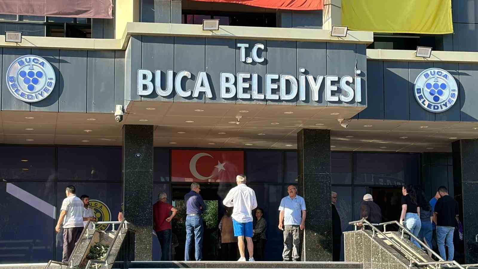 izmirde buca belediyesine dev yolsuzluk operasyonu baskan dahil 50 gozalti 0 OEF5mYAw