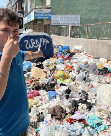 izmirde-cop-krizi-sinek-istilasina-donustu-sehir-dort-koldan-ilaclaniyor-bvIbf8M1.jpg