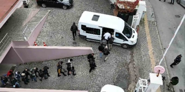 izmirde-deas-operasyonu-40-gozalti-vLTQcdSV.jpg