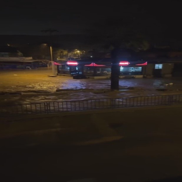 izmirde dereler tasti yeni focayi su basti 3