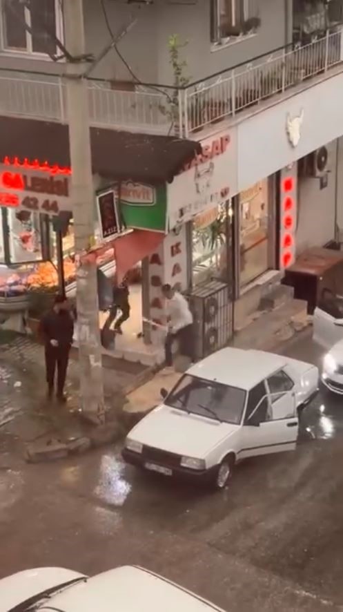 izmirde doner bicakli trafik magandasi tutuklandi 2 m37IAT92