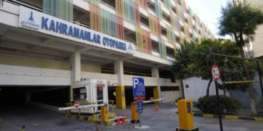 izmirde-elektrikli-araclar-icin-otoparklarda-yuzde-50-indirim-suruyor-hSc6WNMB.jpg