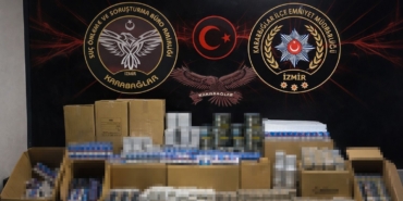izmirde-kacak-sigara-operasyonu-500-bin-adet-makaron-ele-gecirildi-9JYEOMyp.jpg
