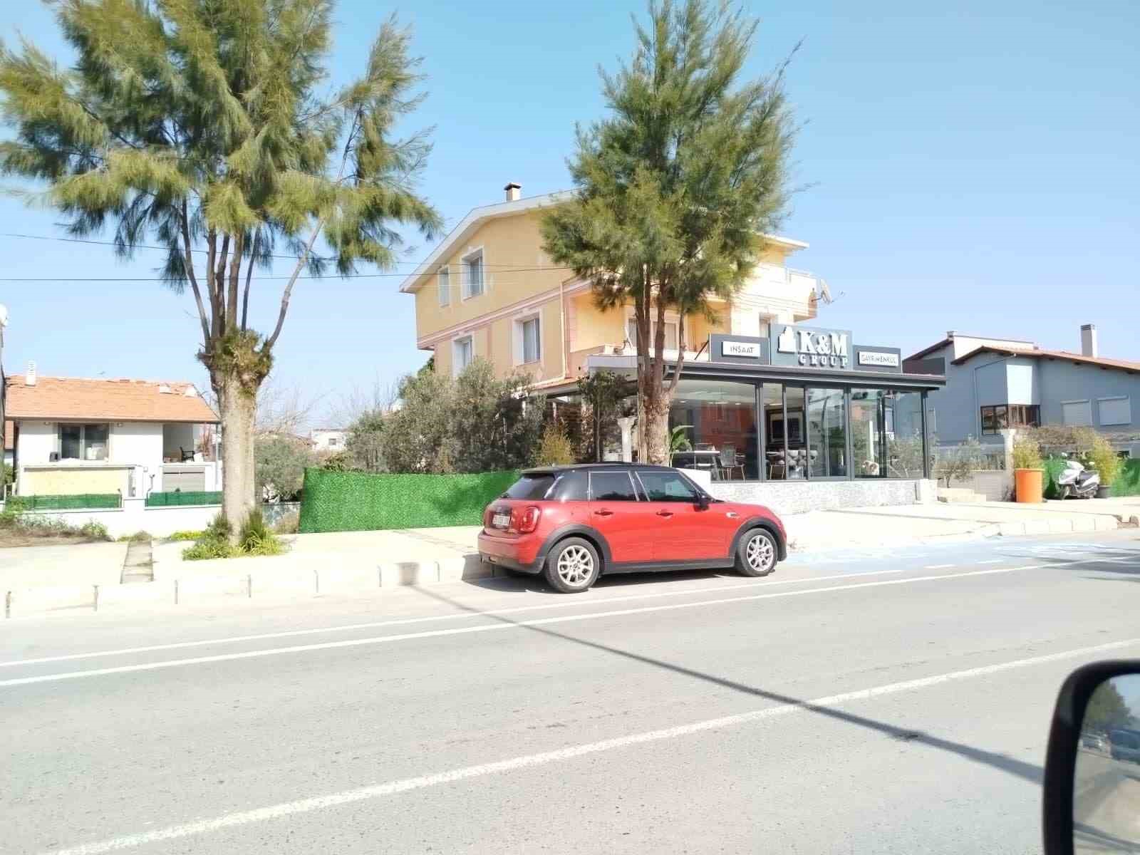 izmirde kiracisinin oglunu olduren ev sahibi tutuklandi 1 SQ7efmu8