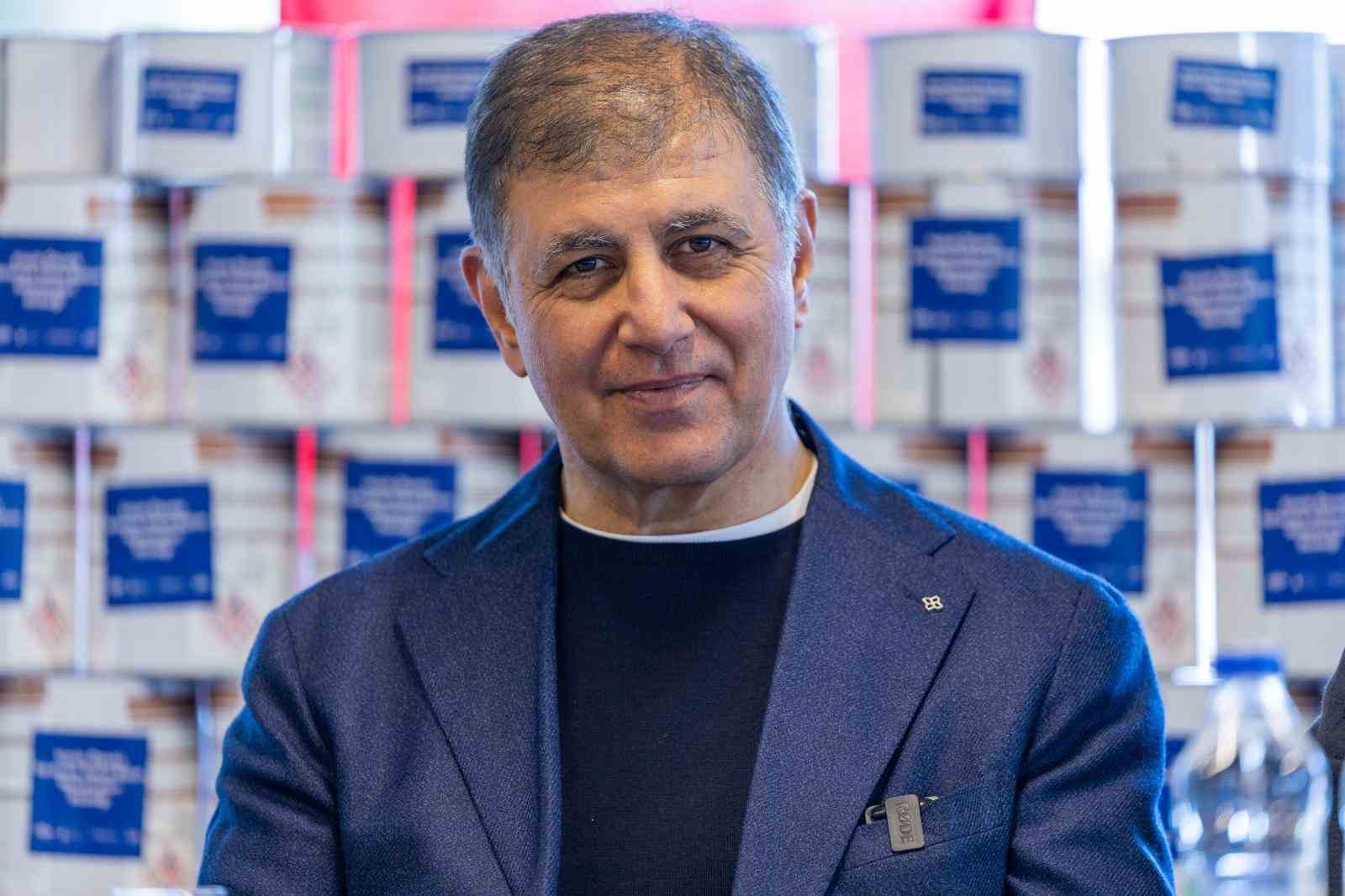 izmirde kucuk olcekli balikciyla dayanisma eli 2