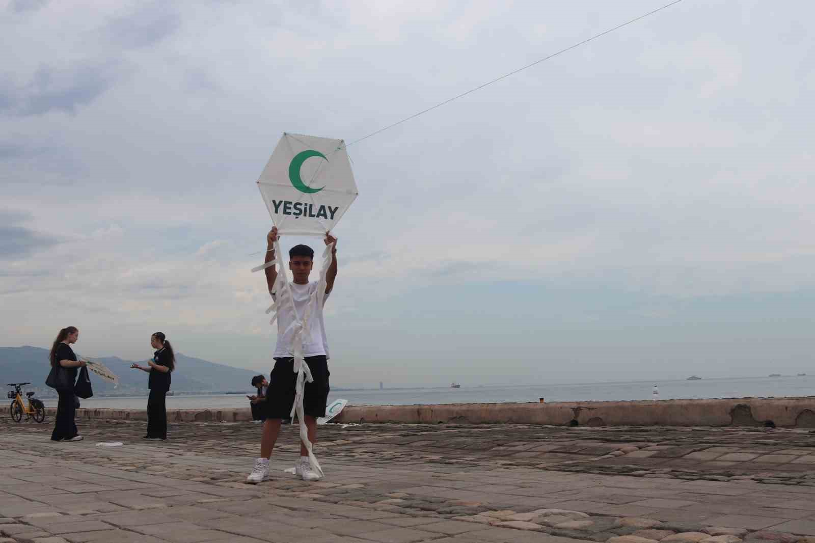 İzmir’de öğrenciler Yeşilay Bağımsızlık Festivali’nde buluştu 10 izmirde ogrenciler yesilay bagimsizlik festivalinde bulustu 6 SiDRczMn