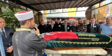 izmirde-oldurulen-taksi-soforu-son-yolculuguna-ugurlandi-CCzFuugB.jpg
