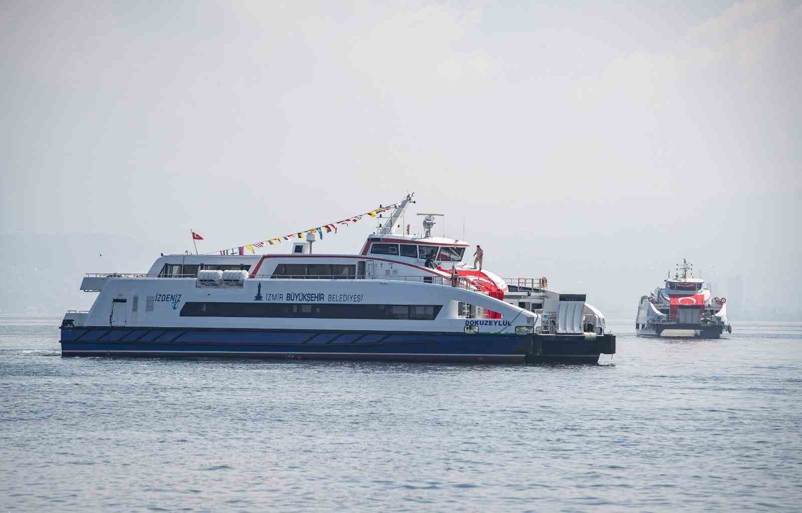 İzmir’de olumsuz hava şartları nedeniyle vapur seferleri iptal edildi 6 izmirde olumsuz hava sartlari nedeniyle vapur seferleri iptal edildi 2 ABFfMQmN