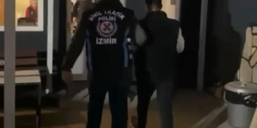 izmirde-otobusun-onunu-kesen-surucuye-182-bin-lira-ceza-wqwvOywZ.jpg