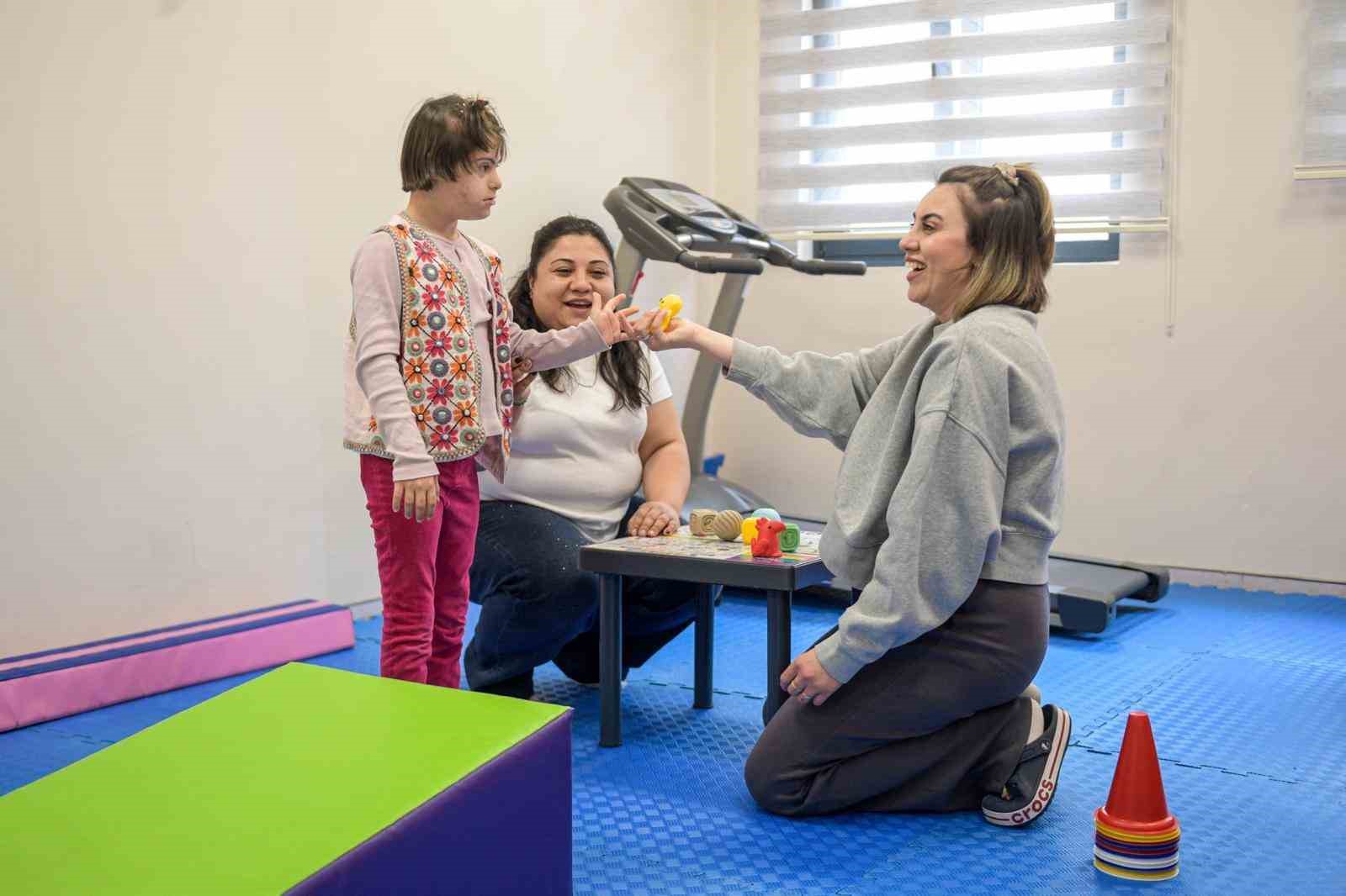 izmirde ozel cocuk anneleri mutlu 1 vlzgN2Bk