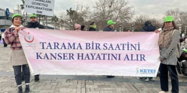 izmirde-rahim-agzi-kanserine-dikkat-cekmek-icin-pedal-cevrildi-vaarIdgk.jpg