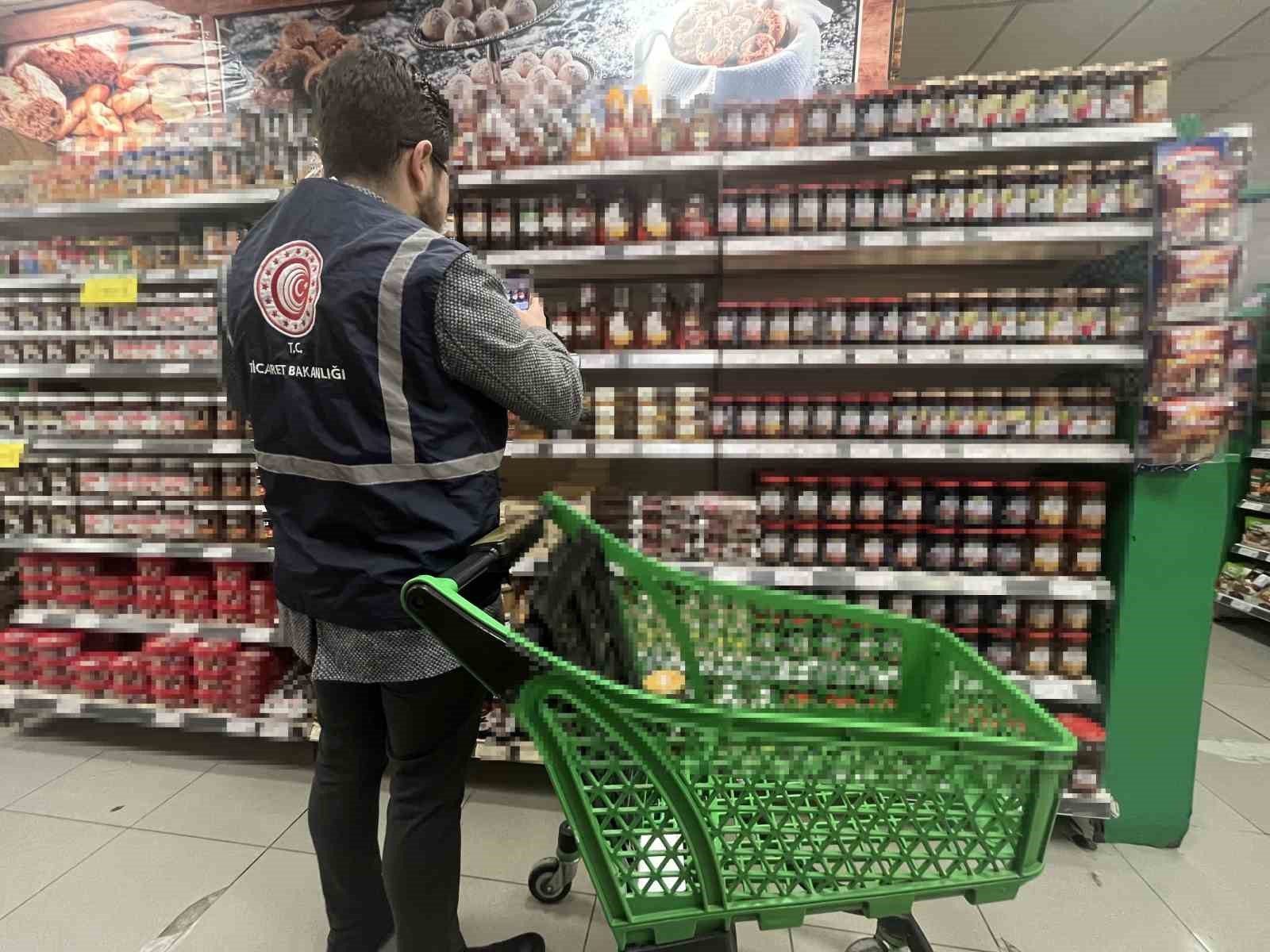 izmirde ramazan oncesi market denetimi 3