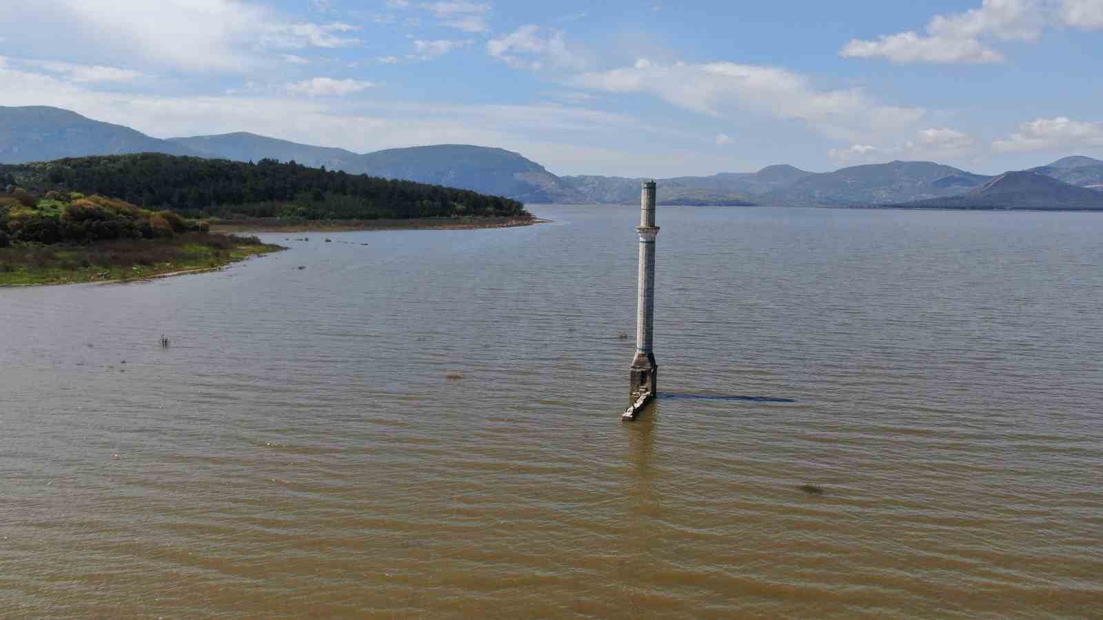 izmirde rekor yagislar barajlari doldurdu 0 4WlGKVAn