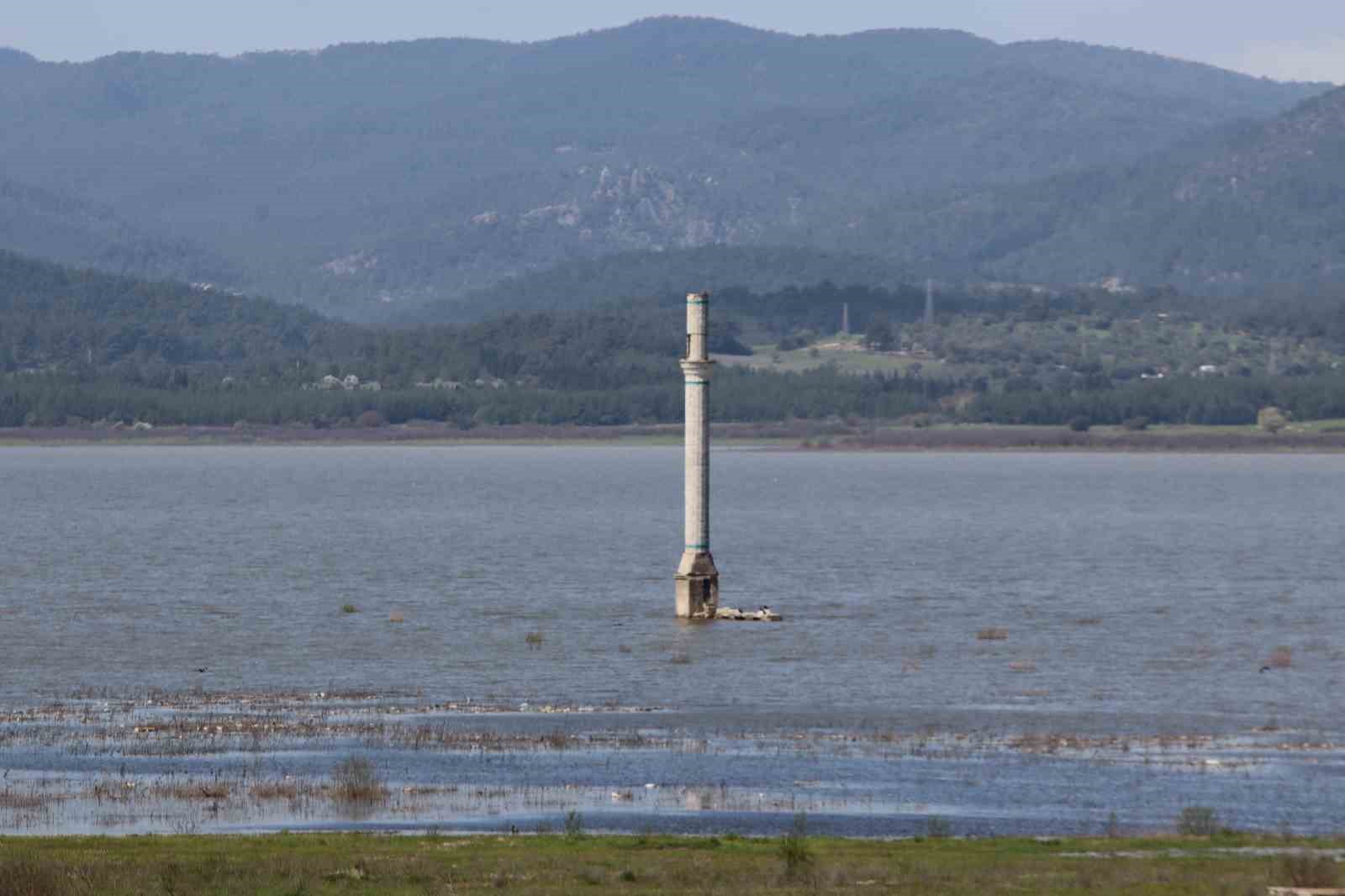 izmirde rekor yagislar barajlari doldurdu 5 X7OKGWSg