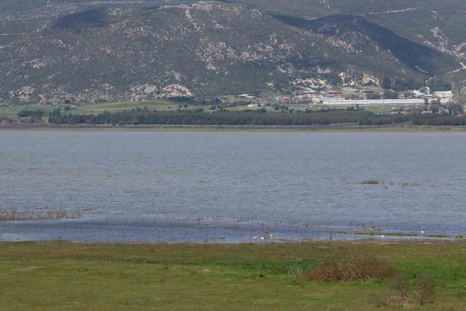 izmirde rekor yagislar barajlari doldurdu 6 dwBwtt7t
