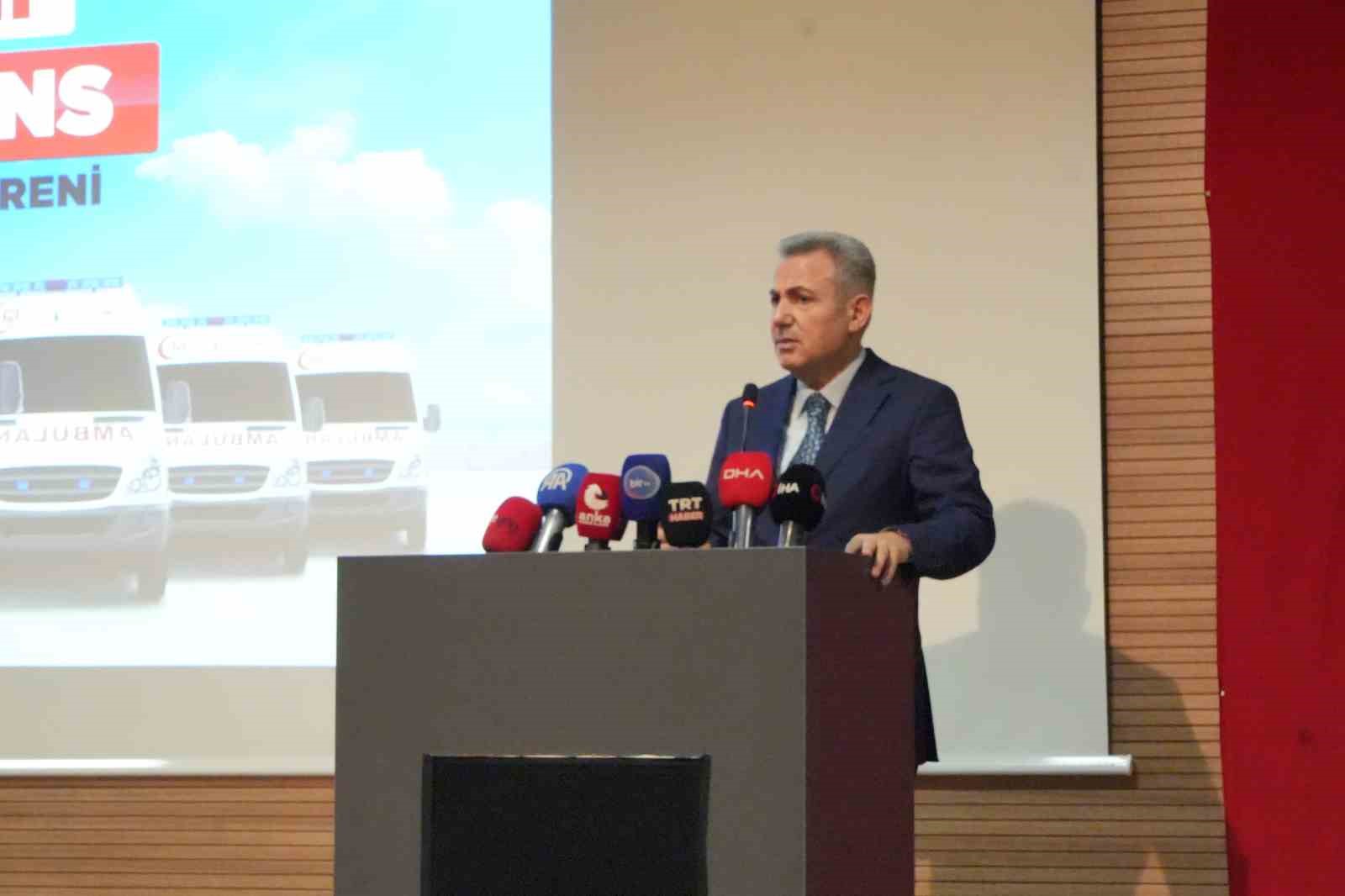 izmirde saglik filosuna 45 yeni ambulans 9 ShYRFESF