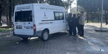 izmirde-su-dolu-alt-gecitte-hayatini-kaybeden-surucu-son-yolculuguna-ugurlandi-MeMQIaLa.jpg