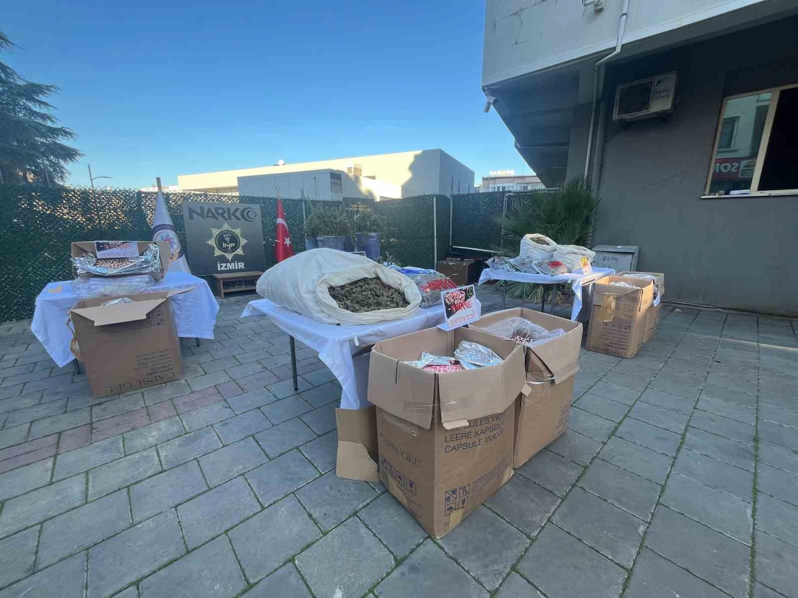 izmirde tek operasyonda 3 milyon uyusturucu hap ele gecti 46 tutuklama 5 9AU3MCbl