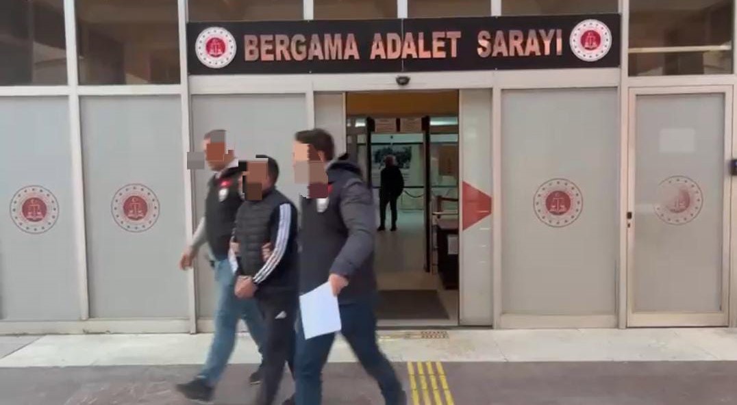 izmirde uyusturucu operasyonu 1 tutuklama 0 cJHFIvi1