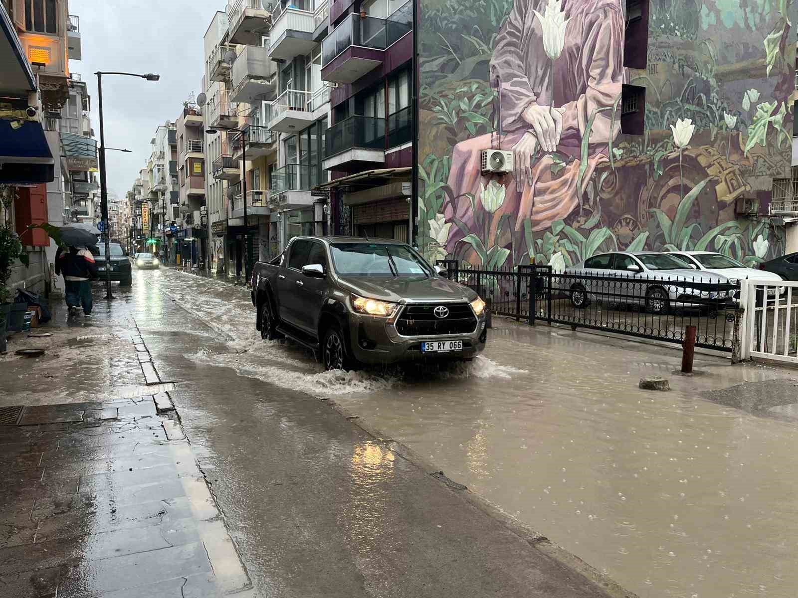 izmirde venediki andiran manzaralar olustu 1 ac7vMJye