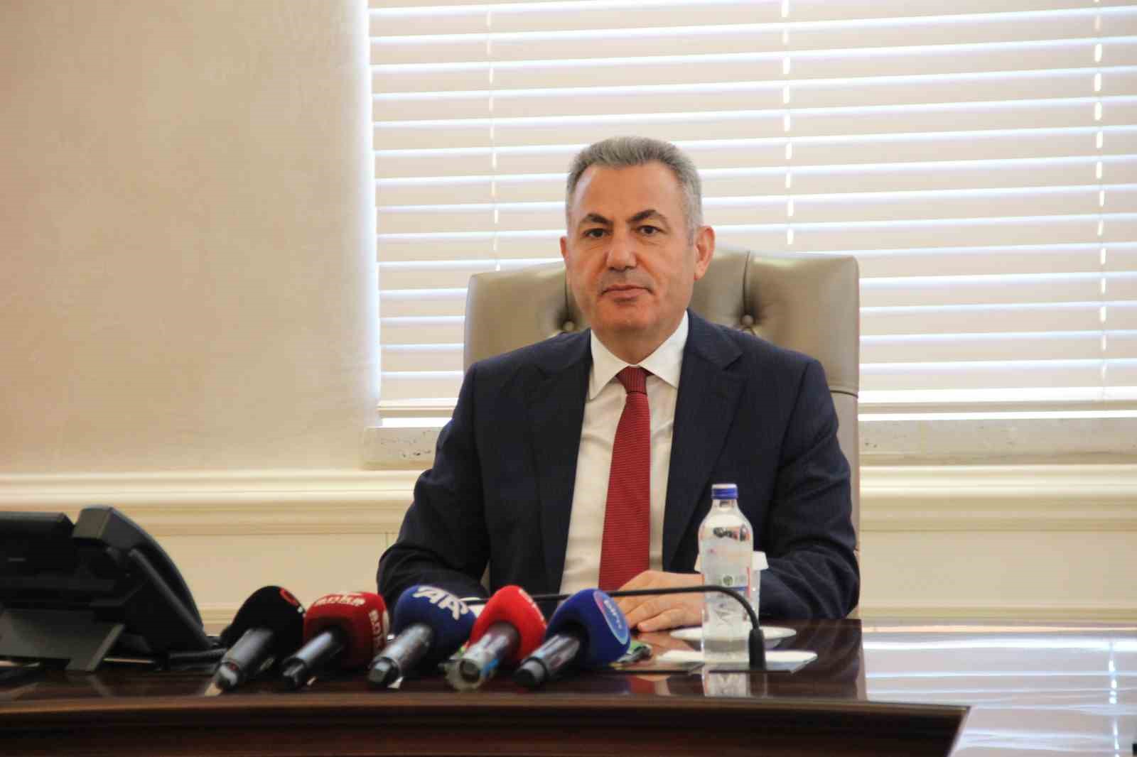 izmirde yilbasi aksami icin 13 bin personel gorev yapacak 1 8JIrVKmH